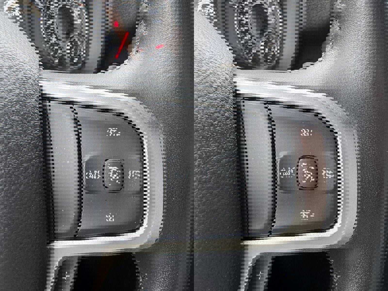 Used 2024 RAM 2500 Big Horn w/ Sport Appearance Package image 17