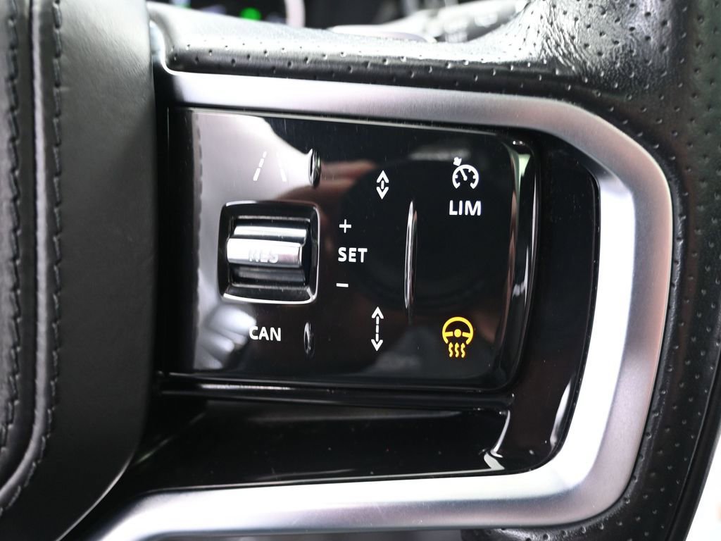 Used 2023 Land Rover Range Rover Velar R-Dynamic S AWD/4WD image 31