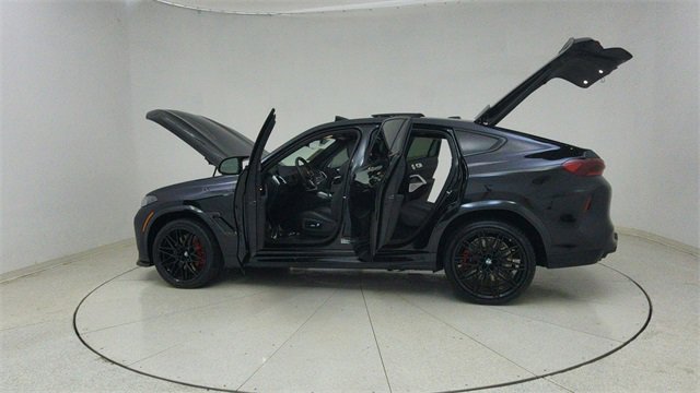 Used 2025 BMW X6 M Competition w/ Executive Package image 76