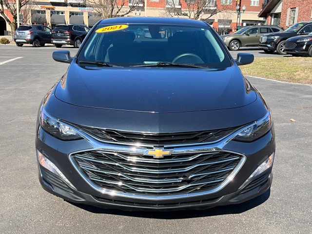 Used 2021 Chevrolet Malibu LT image 2