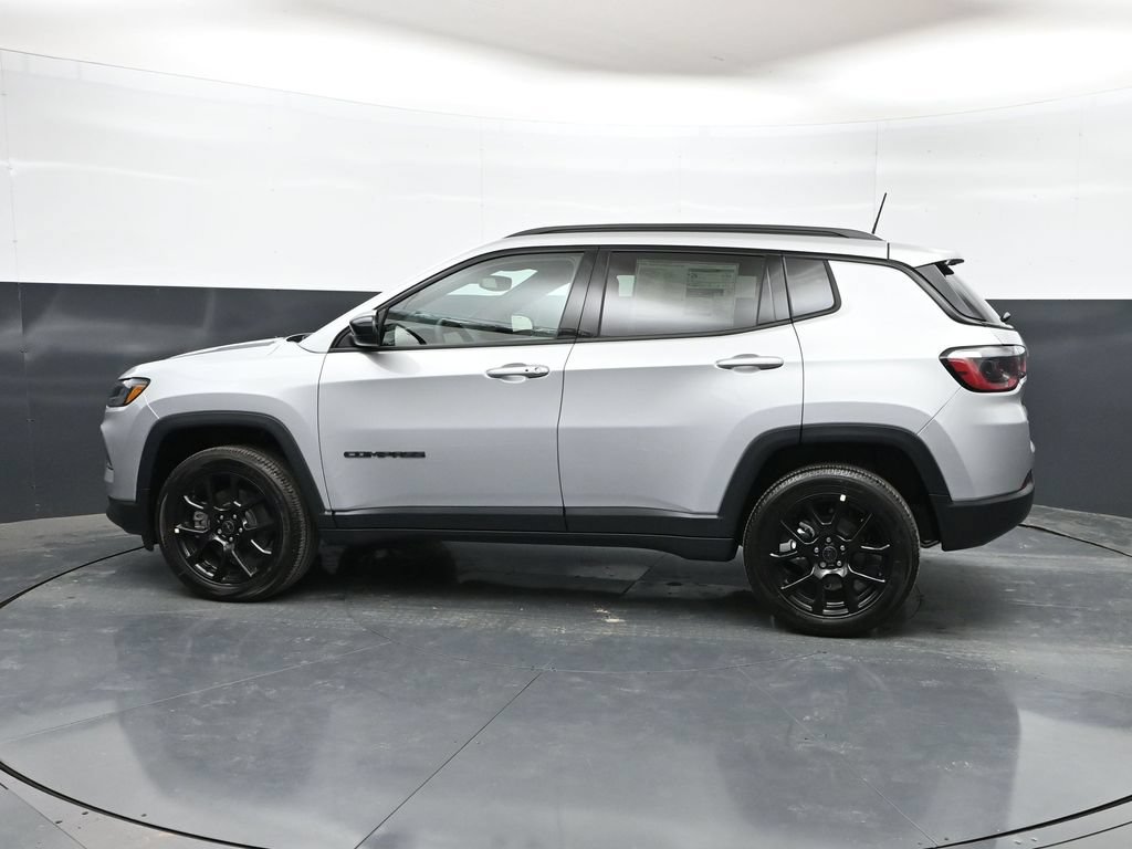 New 2026 Jeep Compass Latitude AWD/4WD image 34