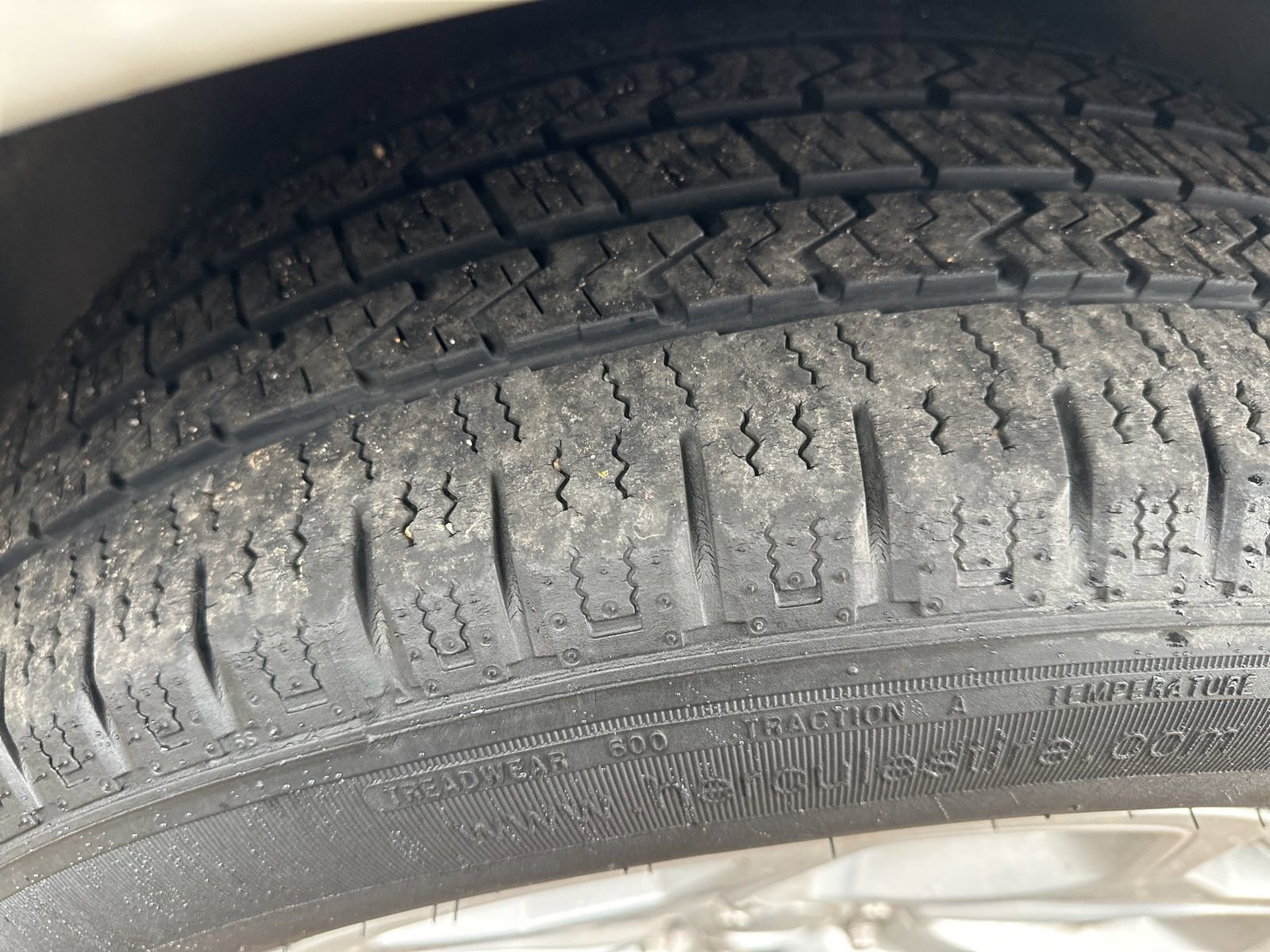 Used 2011 Ford Edge SEL w/ 202A Rapid Spec Order Code AWD/4WD image 9