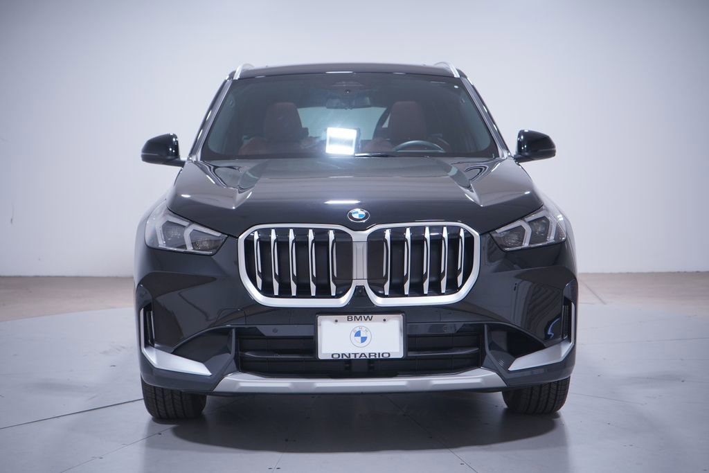 Used 2026 BMW X1 xDrive28i image 4