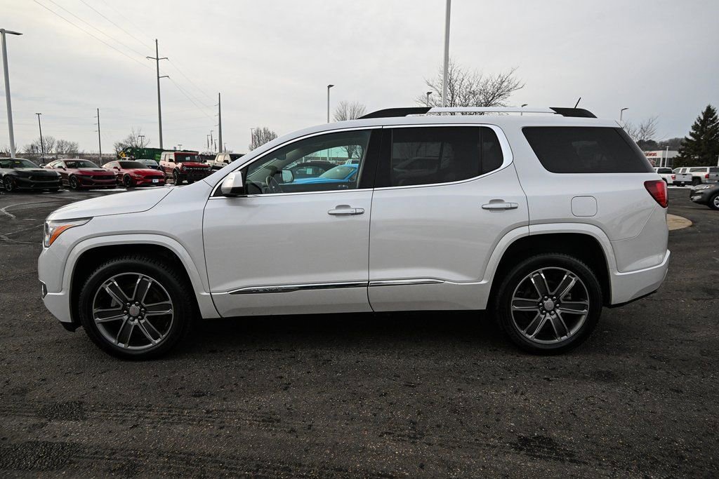 Used 2017 GMC Acadia Denali w/ Technology Package image 8