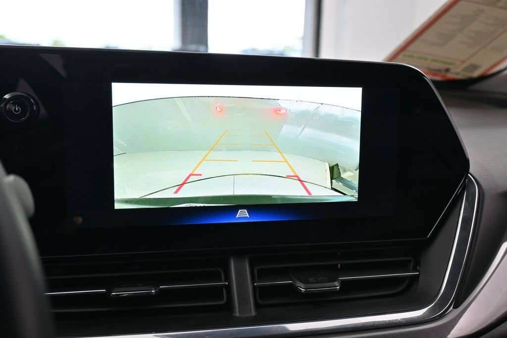 Used 2025 Chevrolet Trax ACTIV FWD image 18
