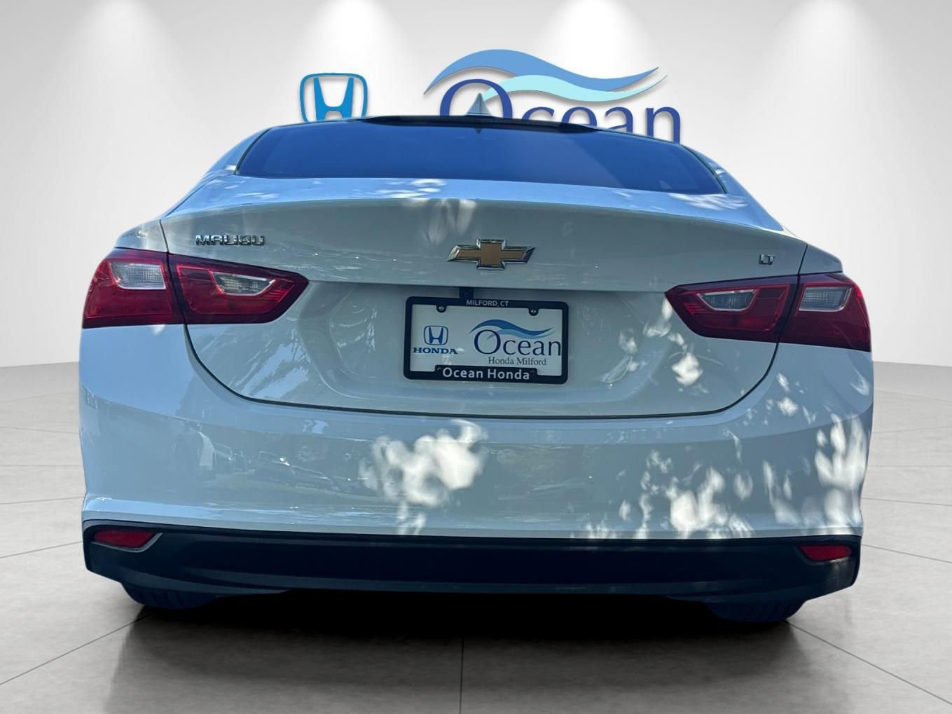 Used 2023 Chevrolet Malibu LT FWD image 4