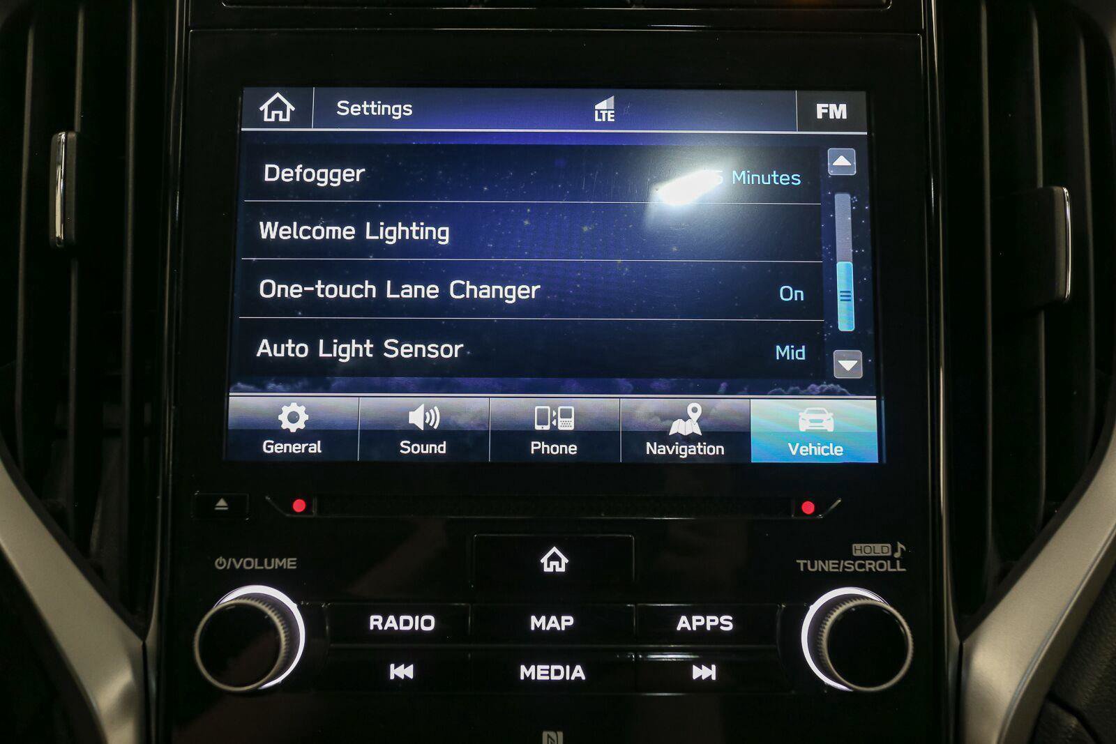 Used 2022 Subaru Ascent Limited w/ Technology Package AWD/4WD image 32
