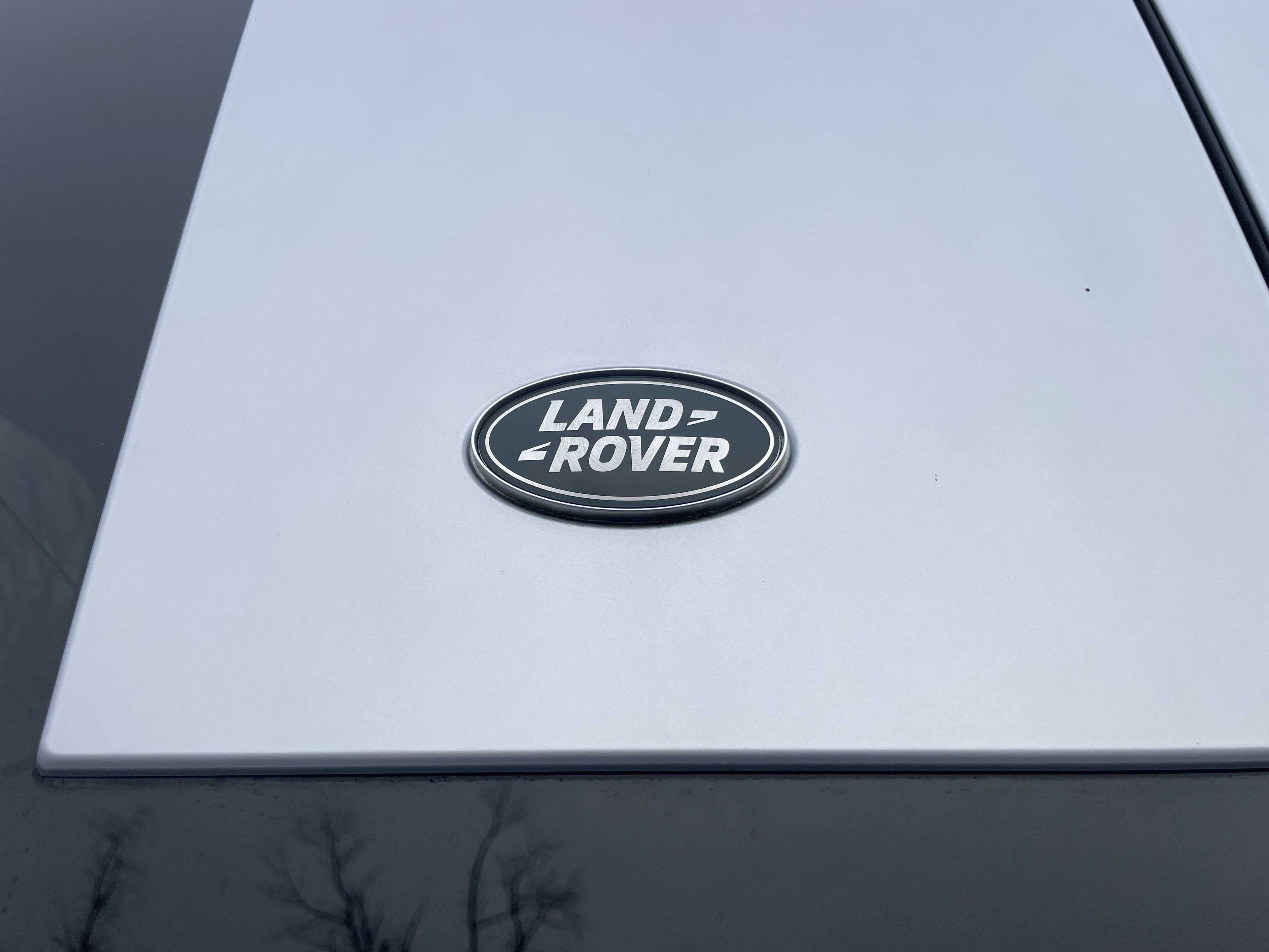 Used 2024 Land Rover Defender 110 S image 37