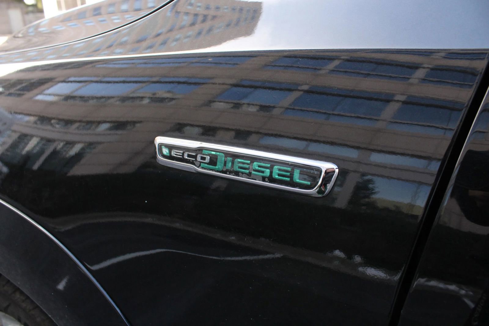 Used 2014 Jeep Grand Cherokee Summit image 25