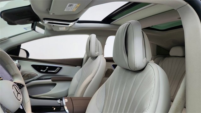 Used 2023 Mercedes-Benz EQS 450+ Sedan image 32