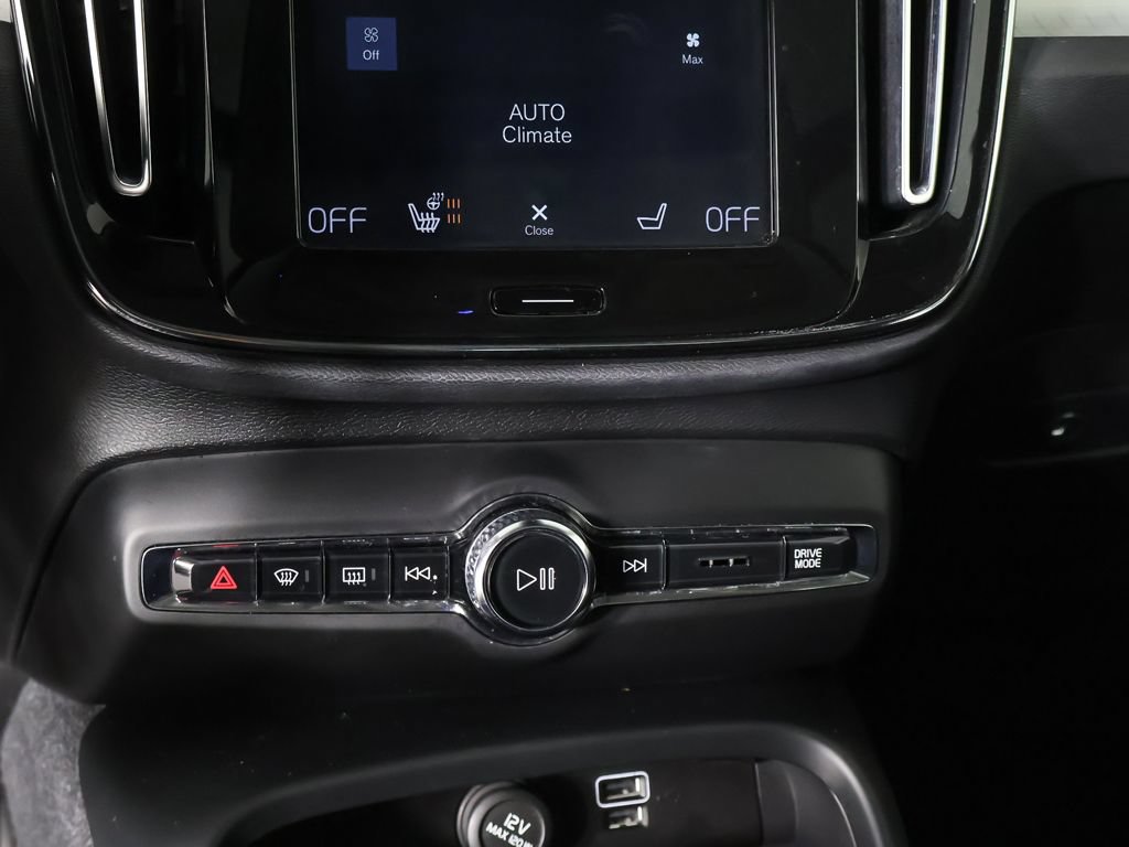 Used 2019 Volvo XC40 T5 Momentum AWD/4WD image 41