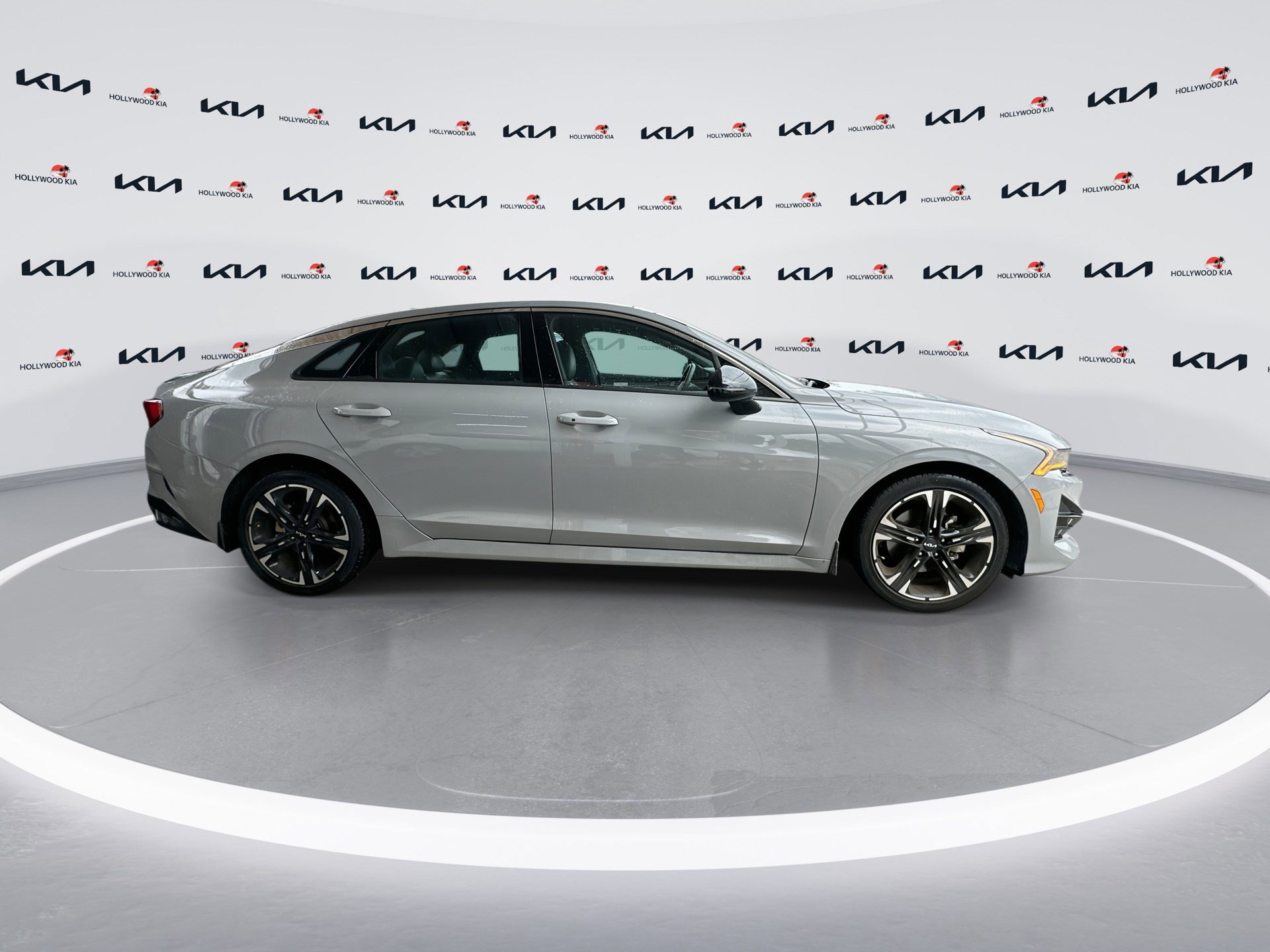 Used 2023 Kia K5 GT-Line image 9