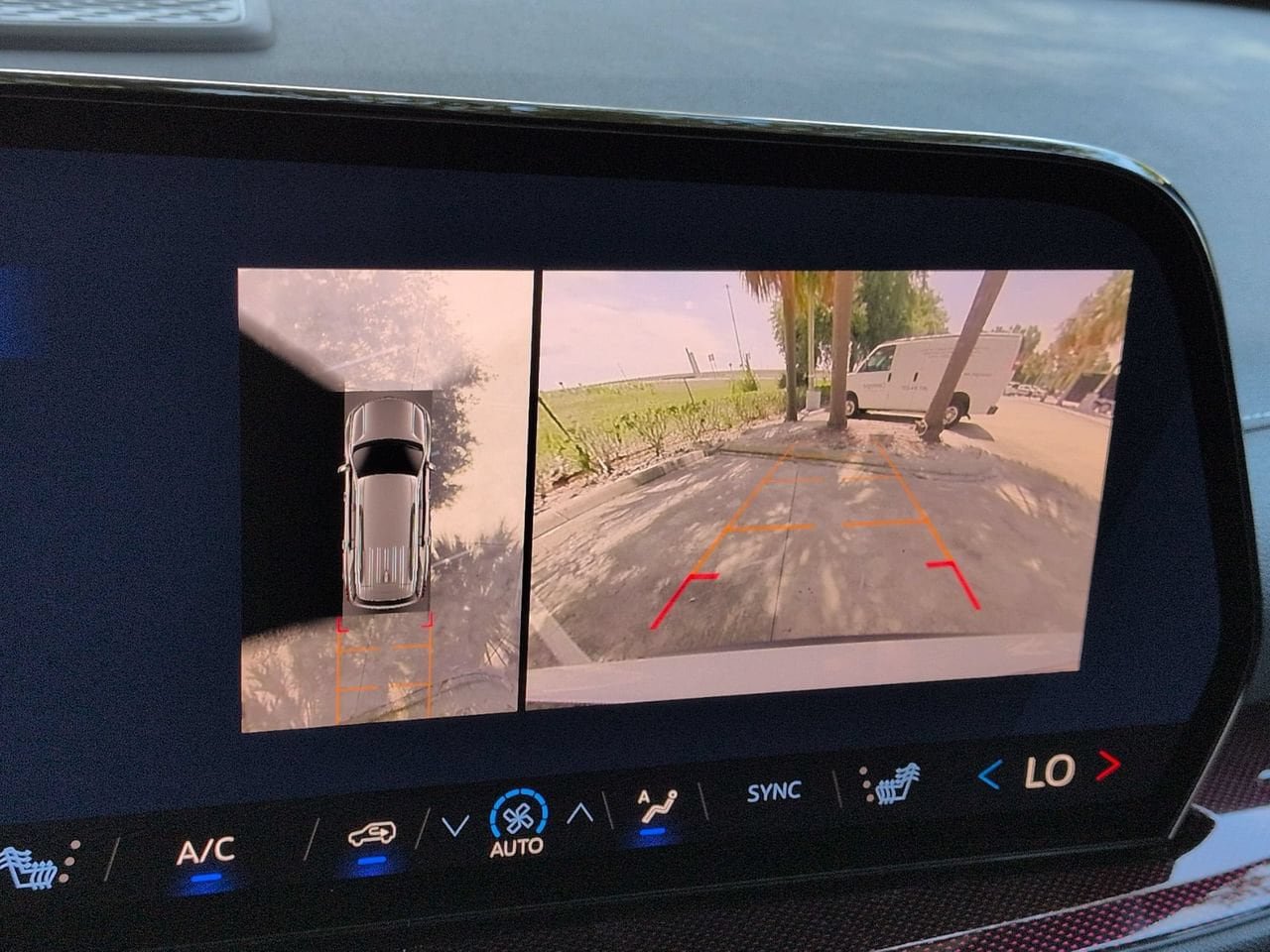 New 2026 Chevrolet Traverse Z71 w/ Enhanced Driving Package AWD/4WD image 17