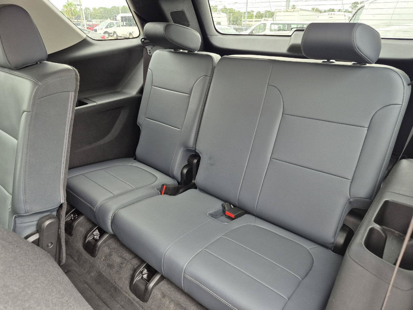 Used 2019 Chevrolet Traverse LT w/ LT Premium Package FWD image 12