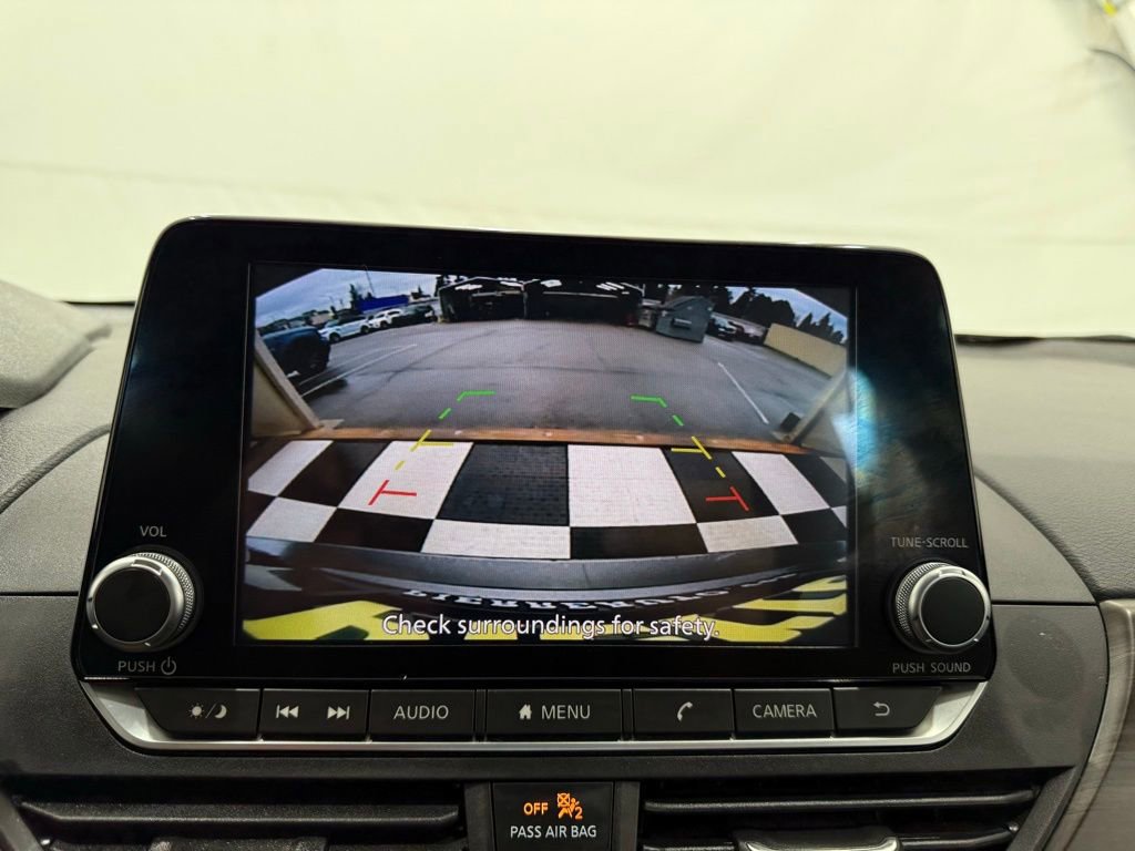 Used 2024 Nissan Altima 2.5 SV FWD image 33