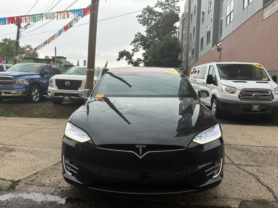 Used 2018 Tesla Model X 75D AWD/4WD image 2