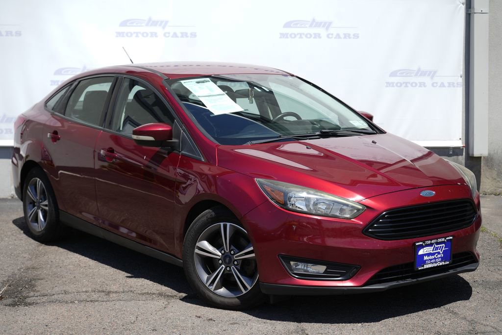 Used 2017 Ford Focus SE FWD video 1