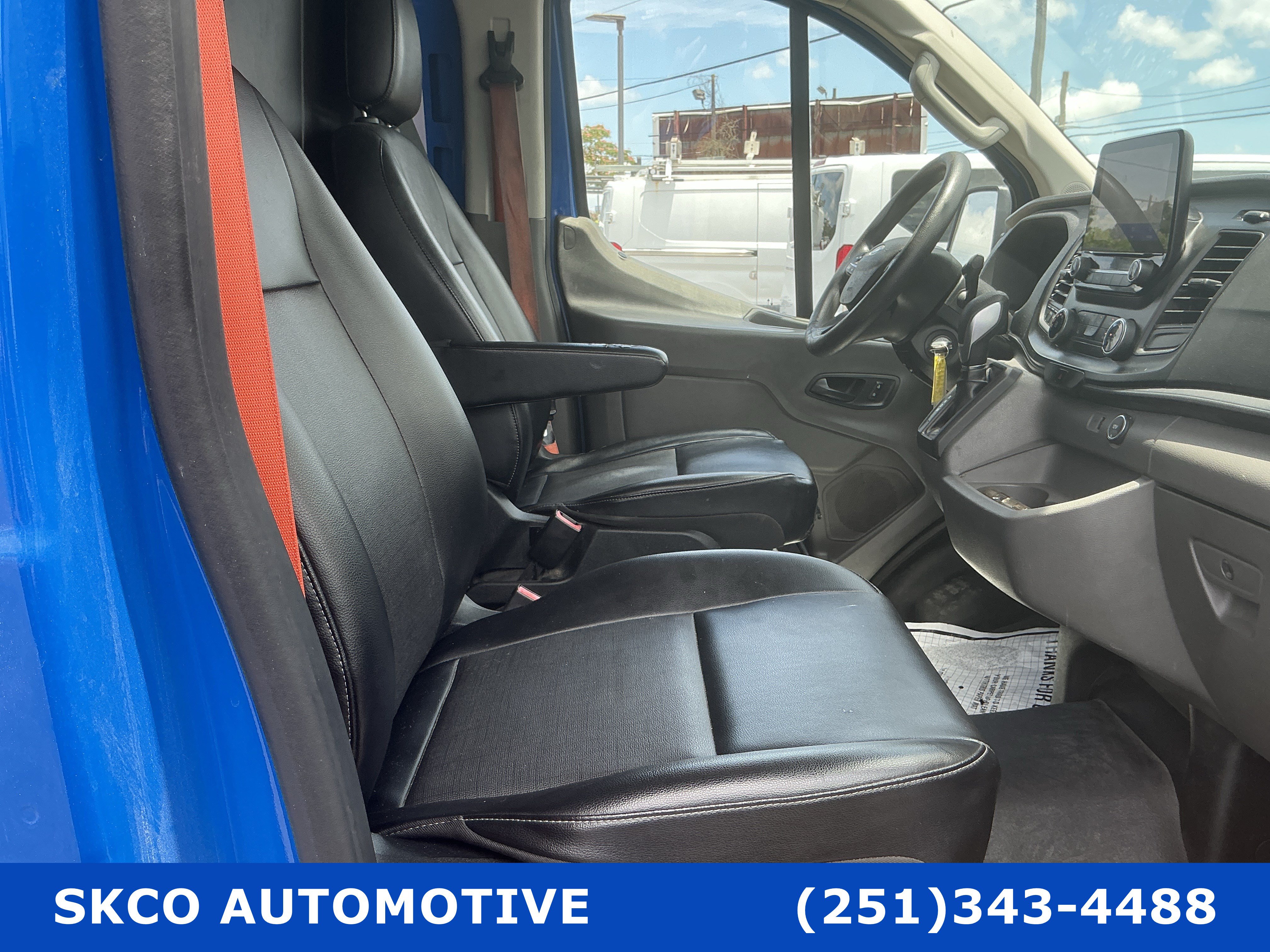 Used 2020 Ford Transit 250 Low Roof RWD image 13