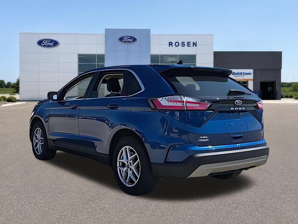 Used 2024 Ford Edge SEL w/ Convenience Package AWD/4WD image 4
