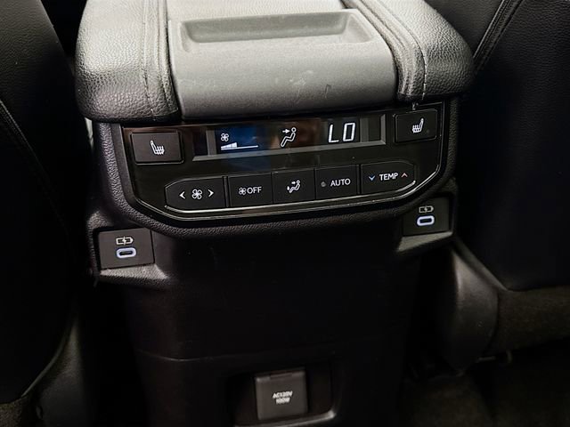 Used 2024 Toyota Grand Highlander Limited image 27