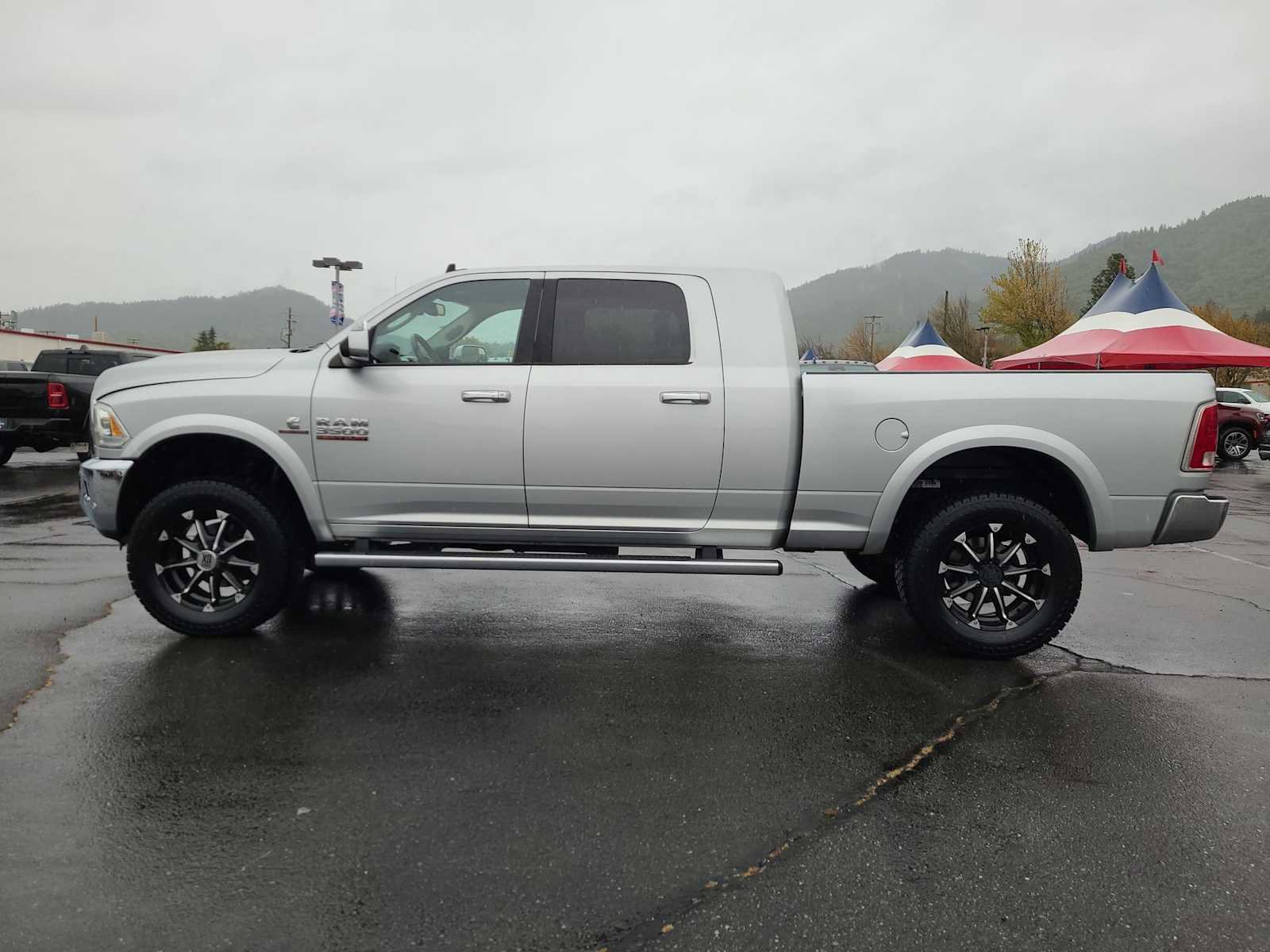 Used 2017 RAM 3500 Laramie w/ Cold Weather Group image 11