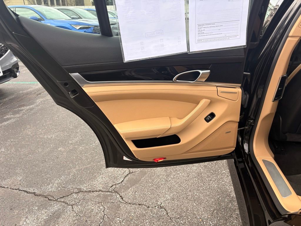 Used 2013 Porsche Panamera Platinum Edition image 18