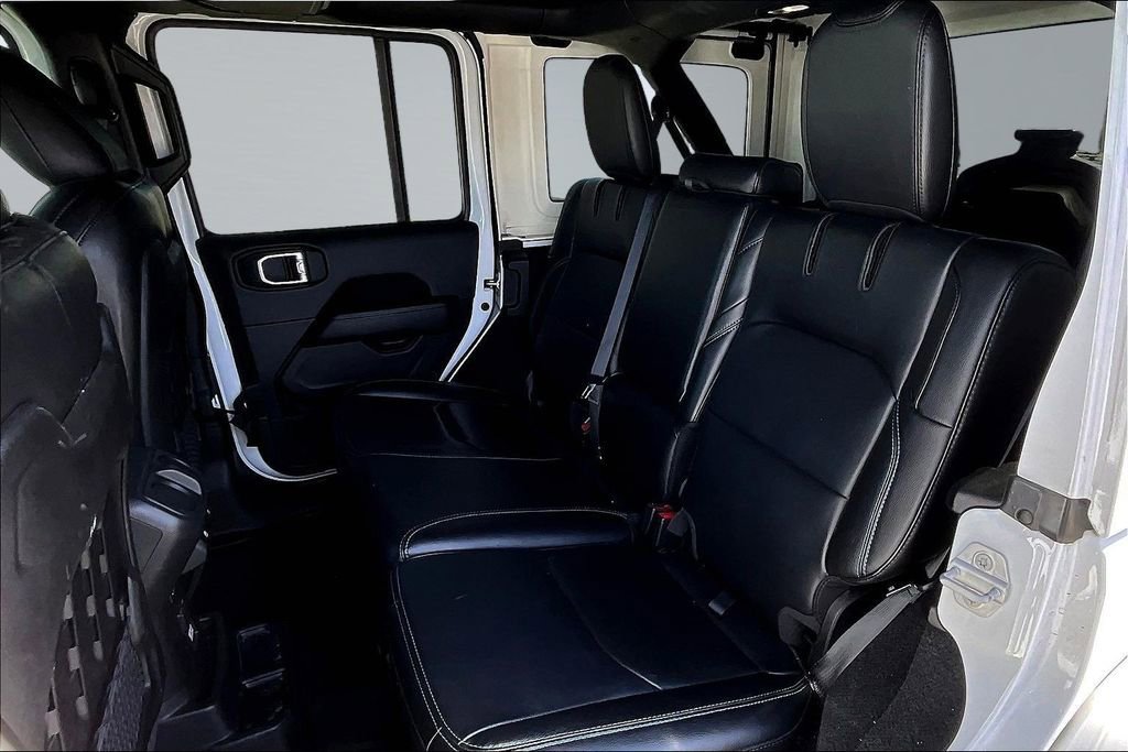 Used 2021 Jeep Wrangler Unlimited Rubicon 4xe w/ Steel Bumper Group image 19