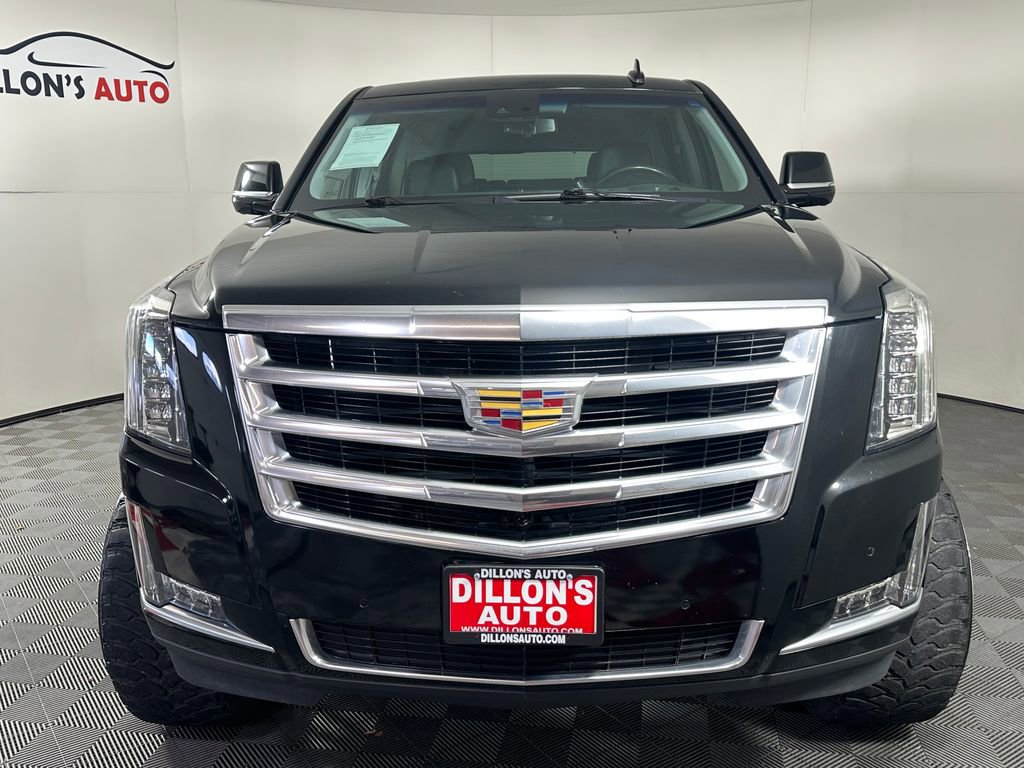 Used 2020 Cadillac Escalade Luxury AWD/4WD image 12