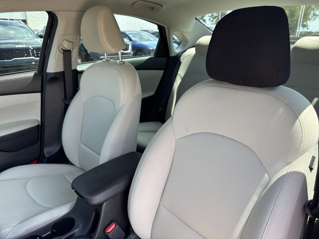 Certified 2023 Kia Forte LXS FWD image 24