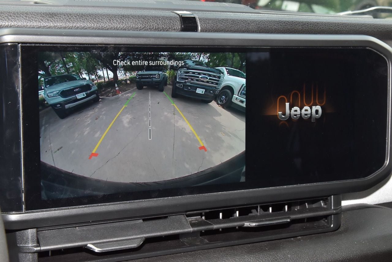 Used 2024 Jeep Wrangler Unlimited Sport AWD/4WD image 29