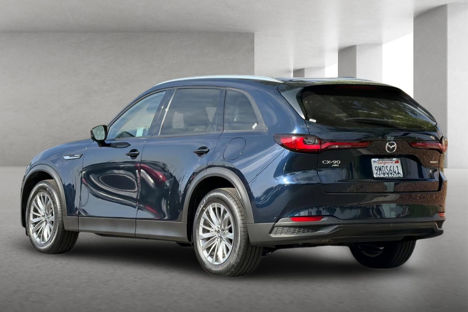 Certified 2024 MAZDA CX-90 Plug-In Hybrid w/ Preferred AWD/4WD image 6