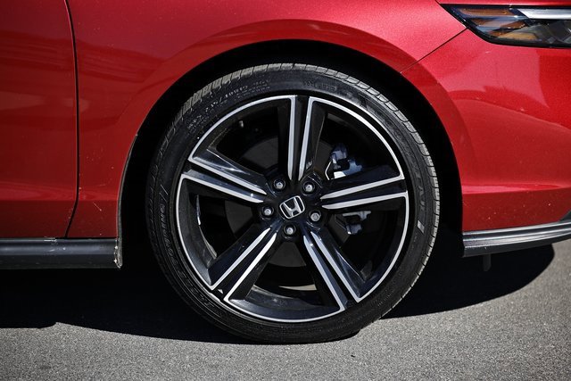Used 2024 Honda Accord Sport image 9