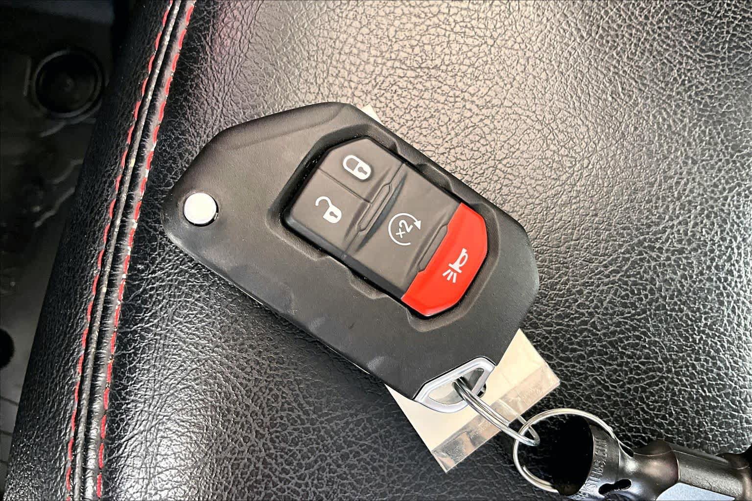 Used 2021 Jeep Wrangler Unlimited Rubicon AWD/4WD image 15