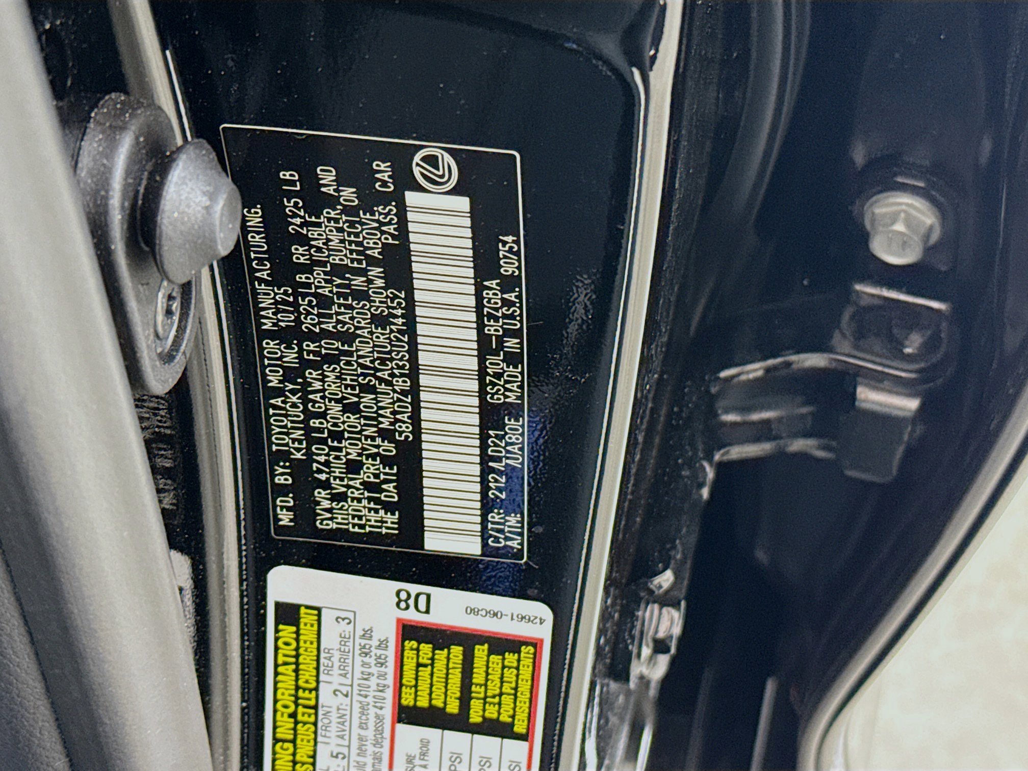 Used 2025 Lexus ES 350 350 w/ Premium Package image 29