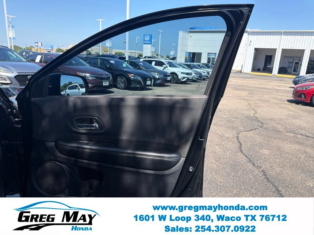 Used 2019 Honda HR-V Sport image 28