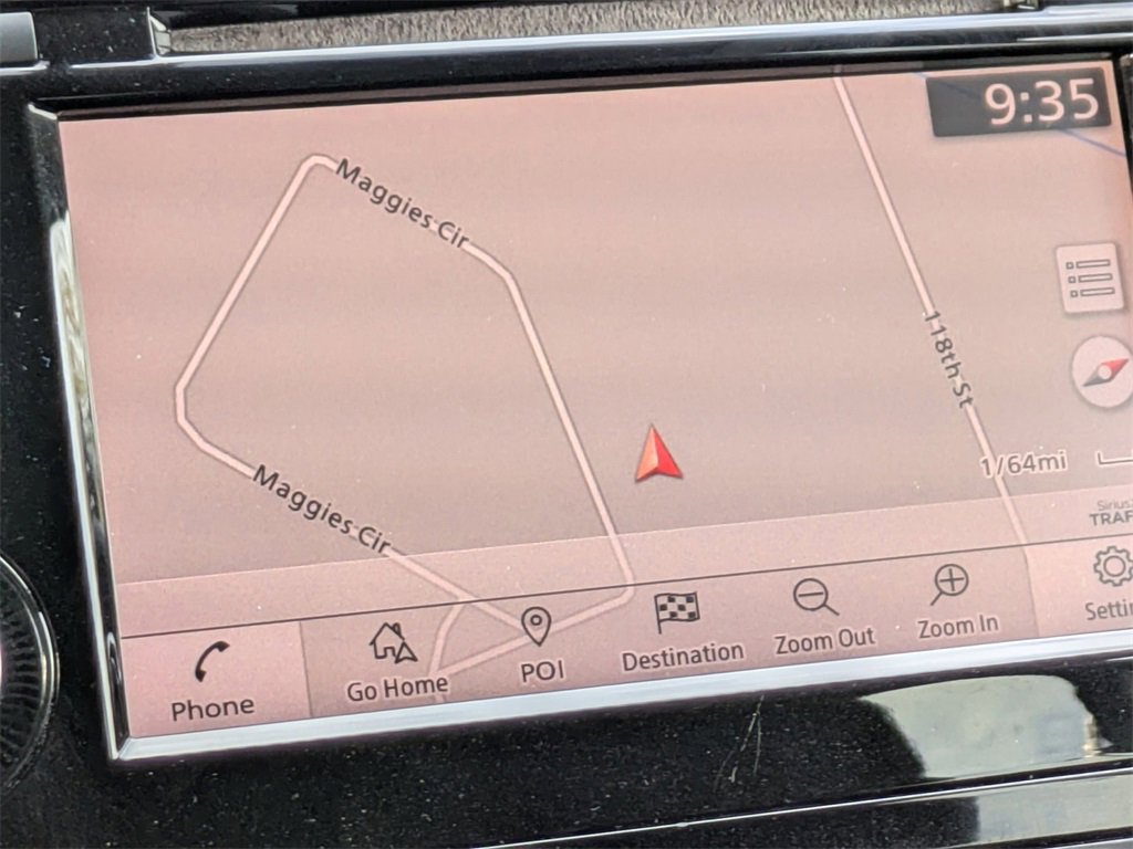 Used 2018 Nissan Rogue SV w/ Premium Package image 22