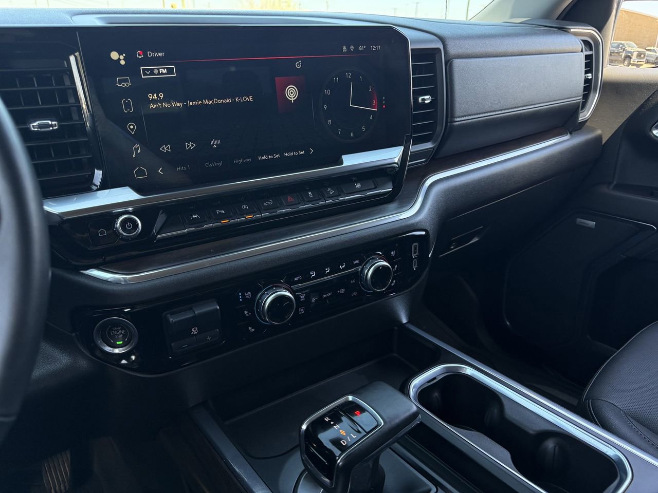 Used 2024 GMC Sierra 1500 SLT w/ SLT Premium Plus Package image 16