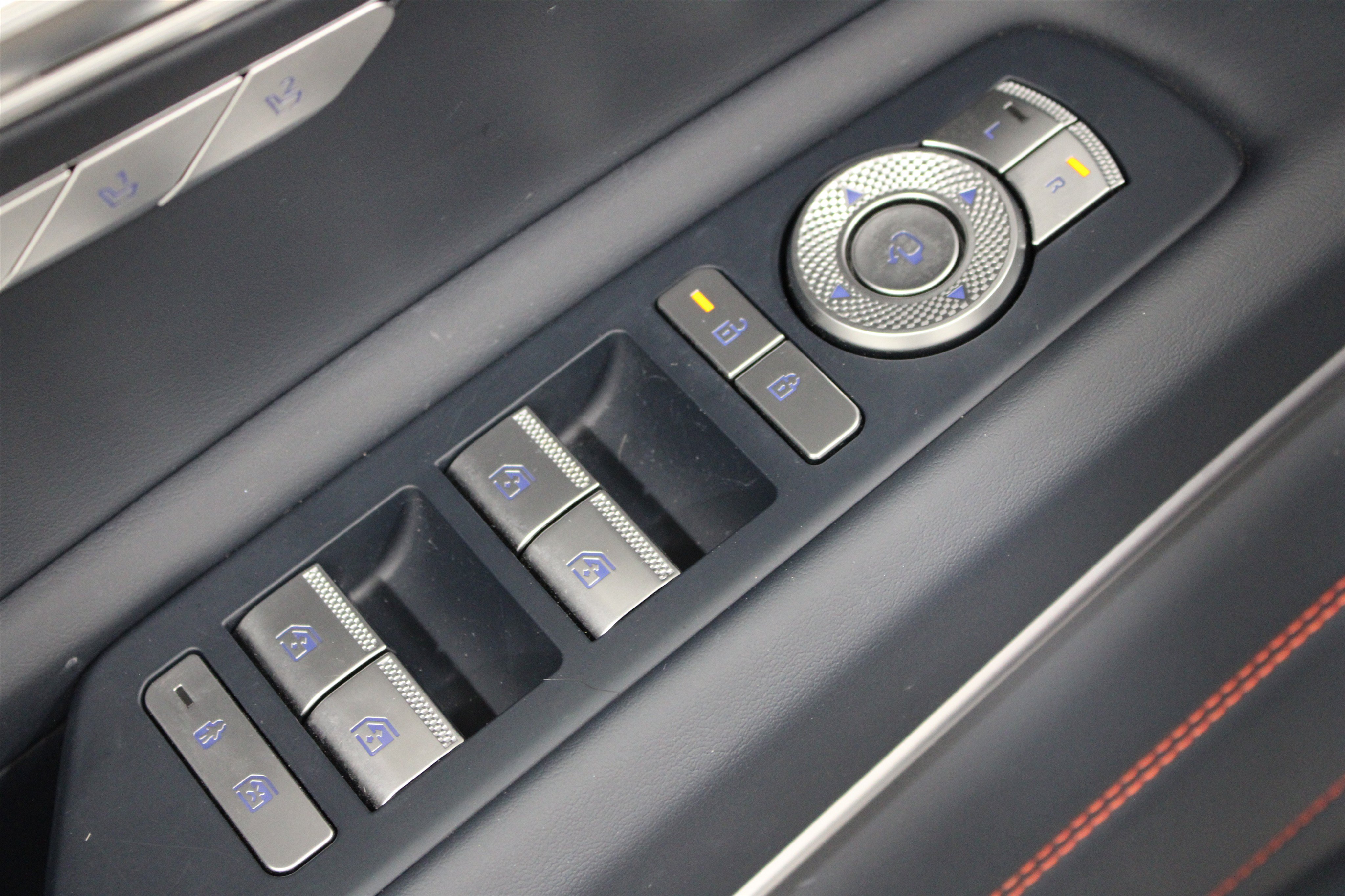 Used 2026 Genesis GV80 3.5T e-SC AWD/4WD image 7