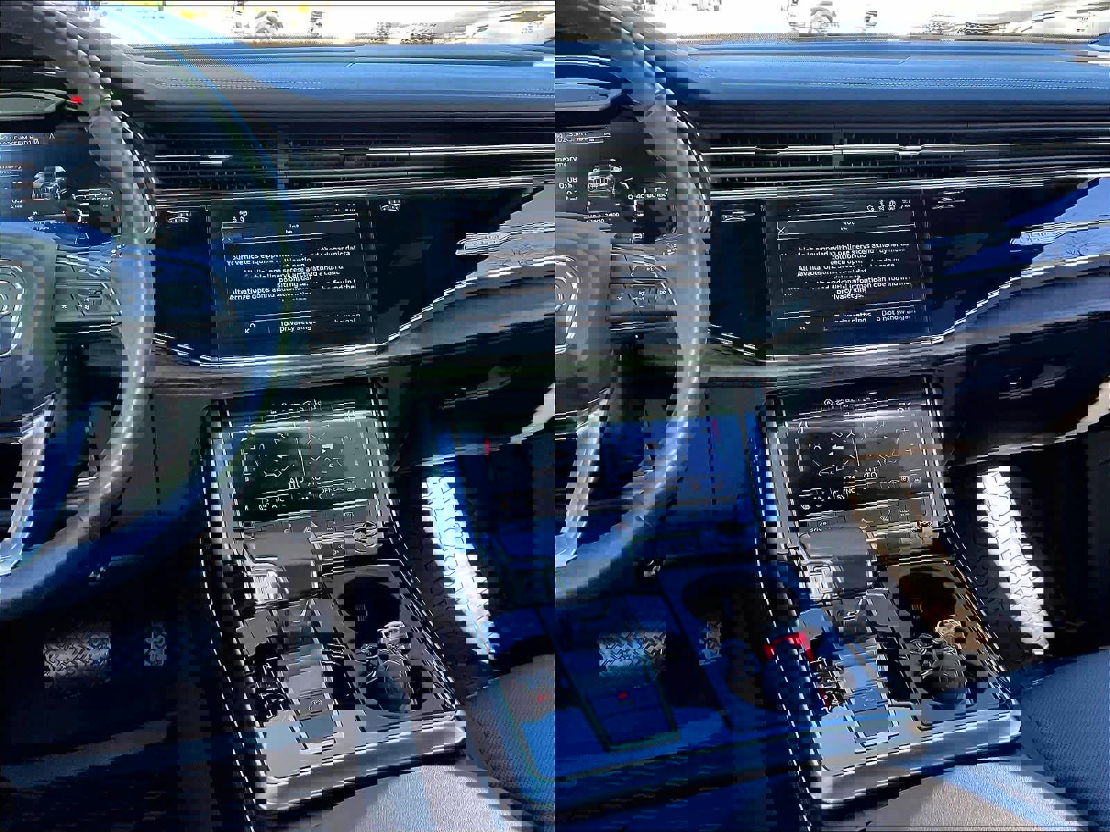 Used 2023 Audi Q7 Premium Plus image 8