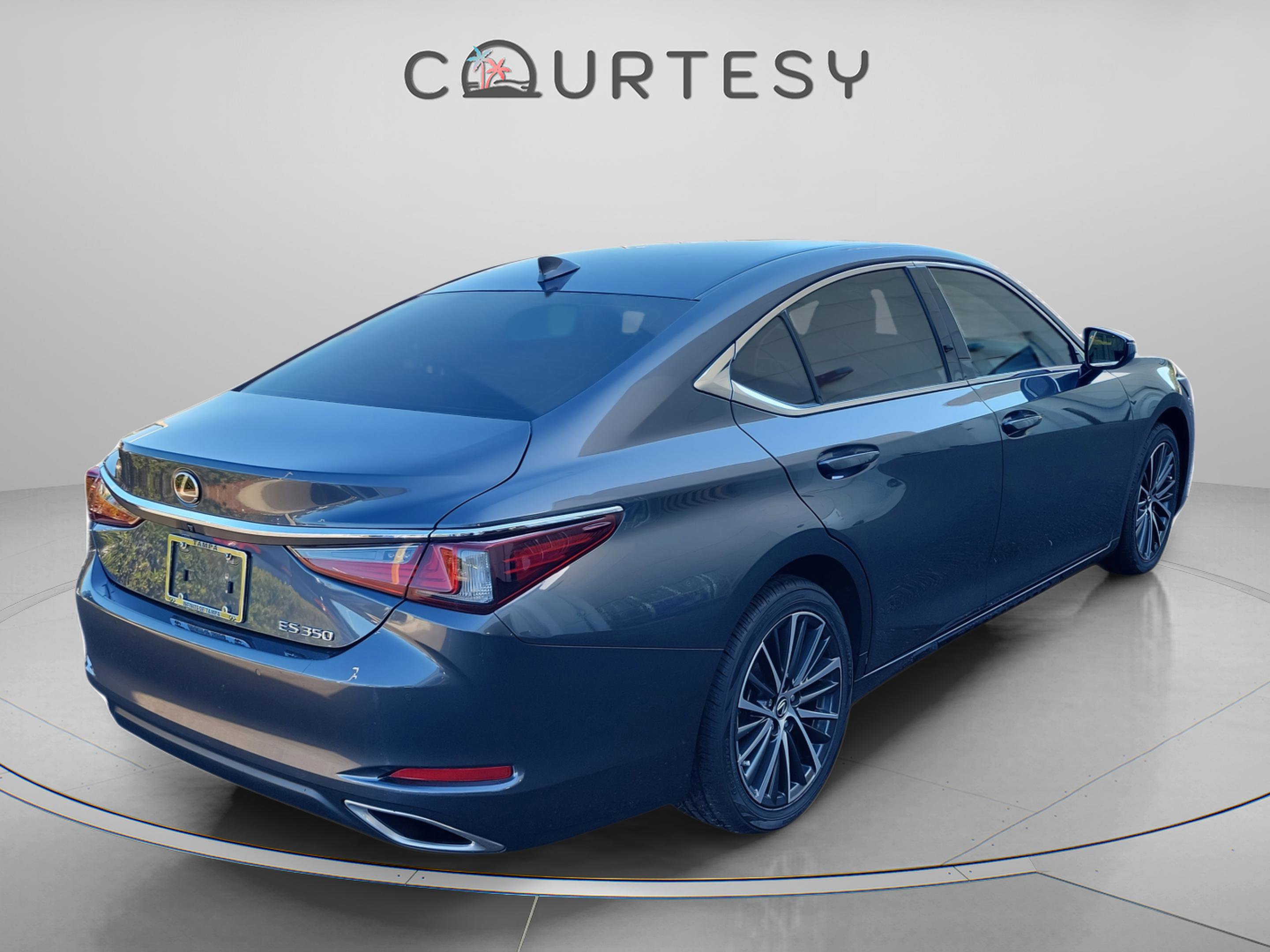 Used 2022 Lexus ES 350 w/ Premium Package image 3
