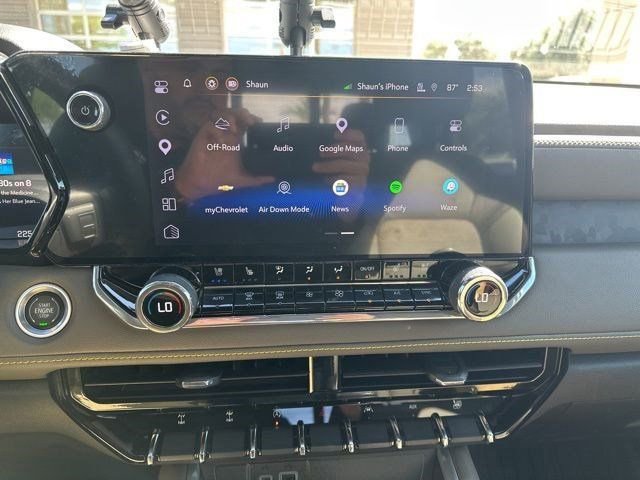 Used 2024 Chevrolet Colorado ZR2 w/ ZR2 Convenience Package III image 13