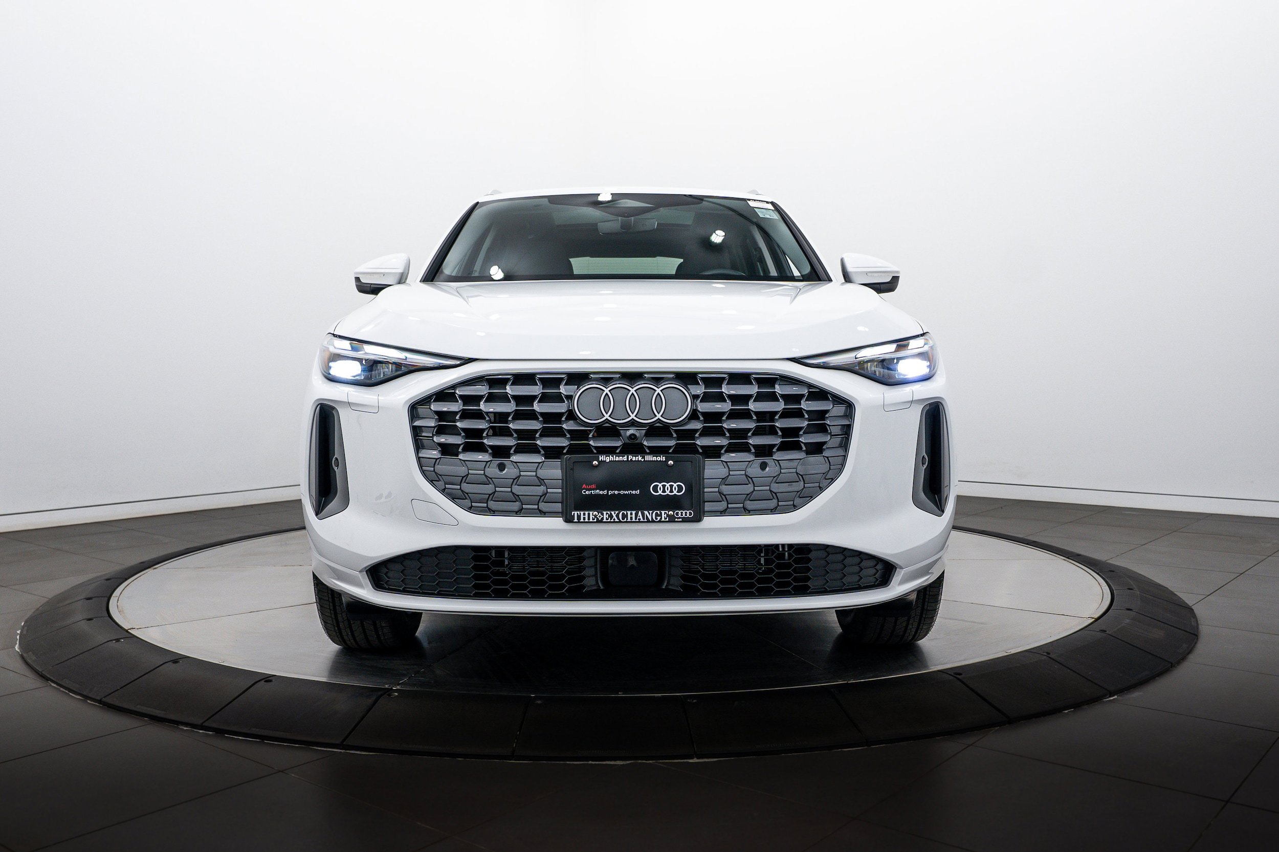 Certified 2025 Audi Q5 Premium w/ Convenience Package AWD/4WD image 23