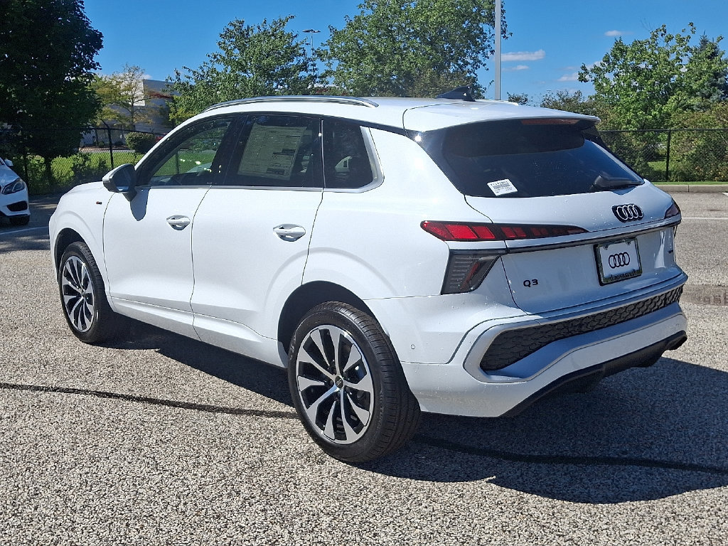 New 2026 Audi Q3 quattro 2.0T AWD/4WD image 3