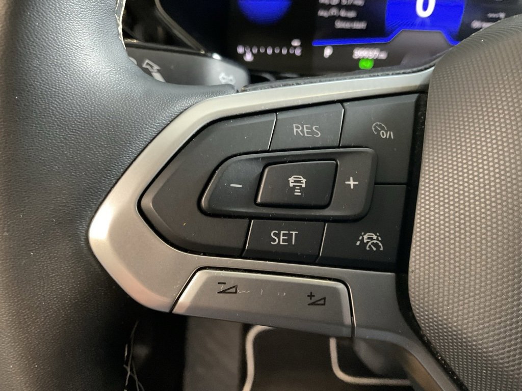 Used 2024 Volkswagen Taos S image 11