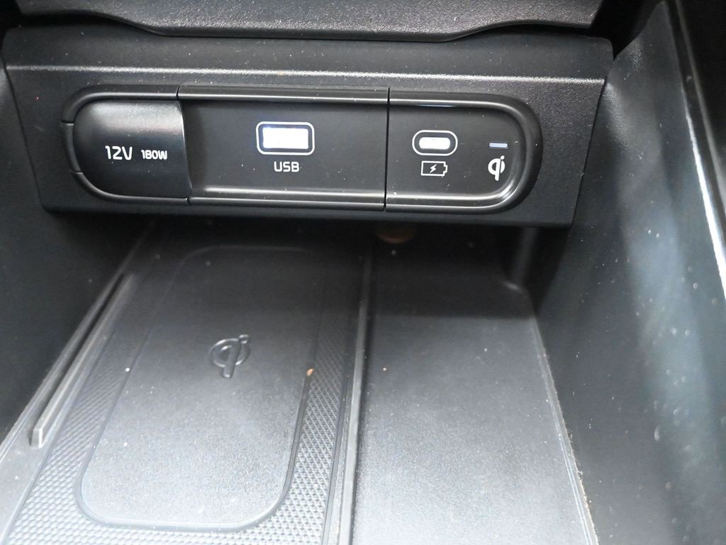 Certified 2025 Kia Telluride EX image 22