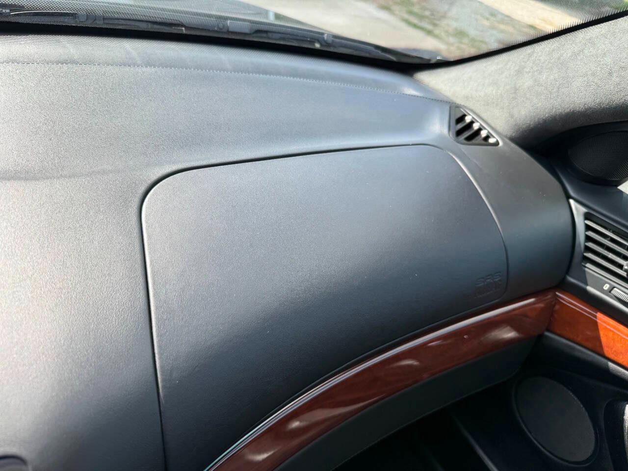 Used 2001 BMW M5 image 56
