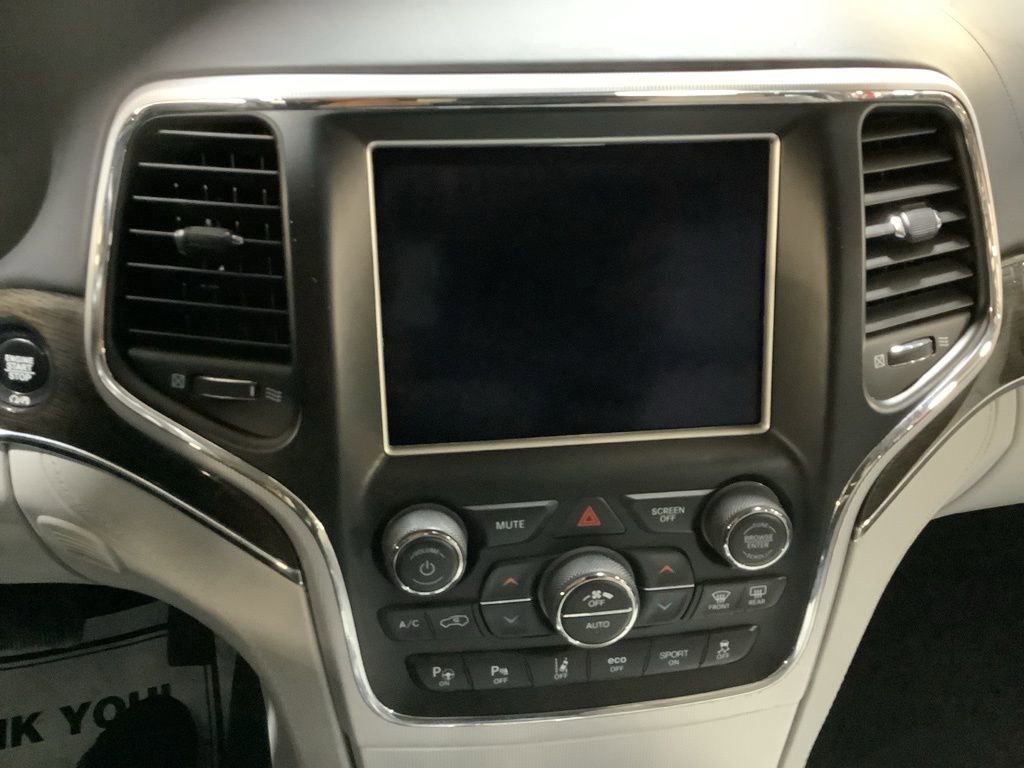 Used 2018 Jeep Grand Cherokee Summit image 32