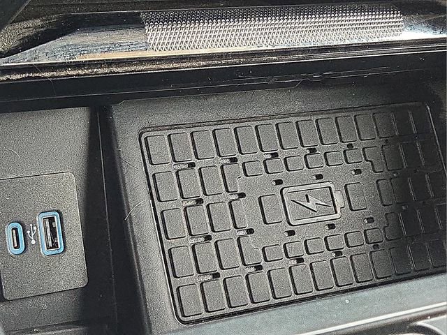 Used 2023 Ford F150 Lariat w/ Equipment Group 502A High image 24