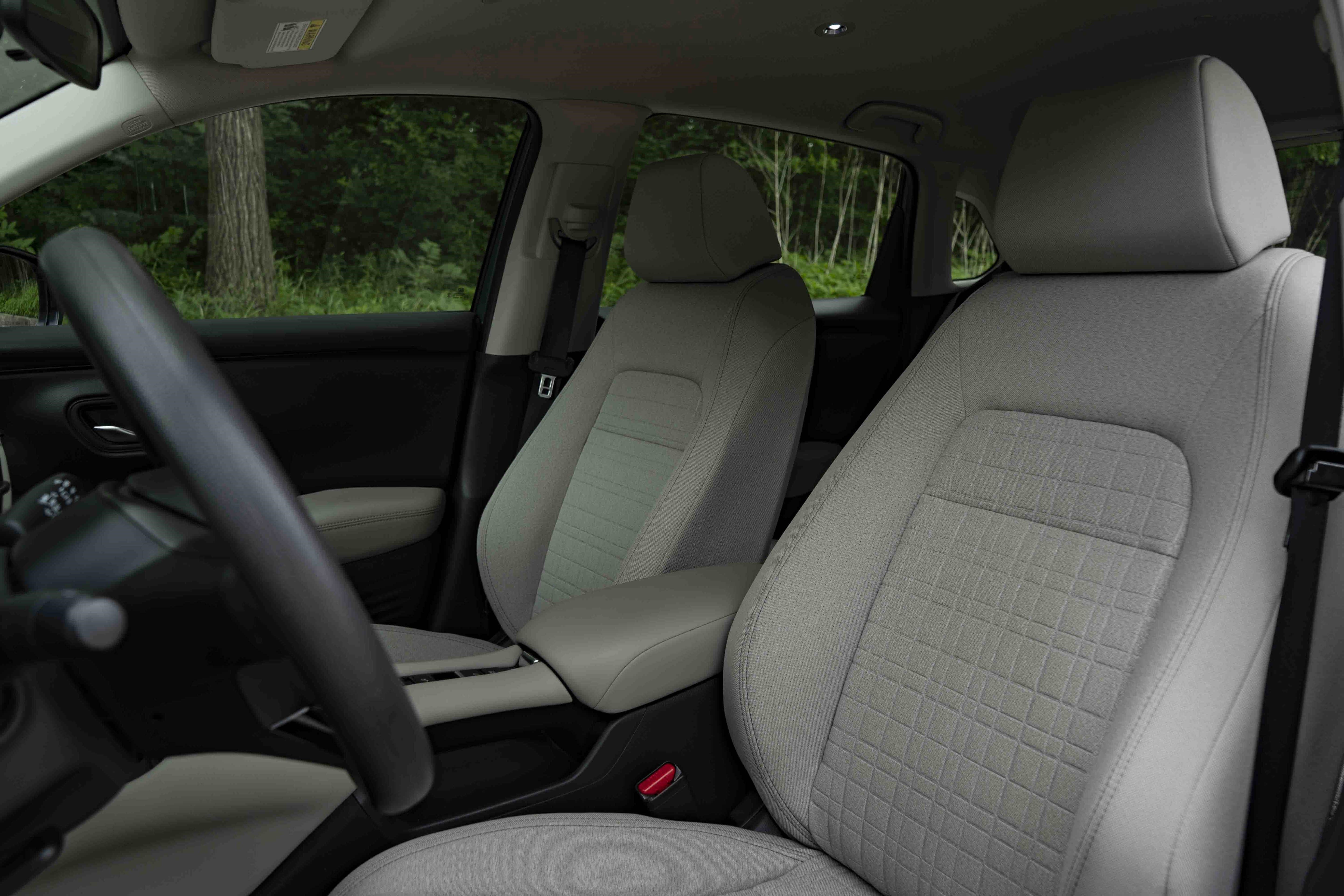 Used 2025 Honda HR-V LX image 16