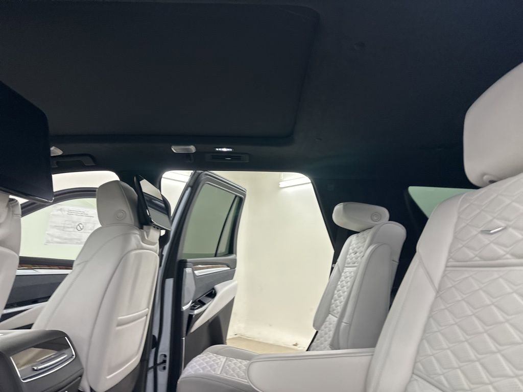 New 2026 Cadillac Escalade Platinum Sport w/ LPO, ONYX Package image 27